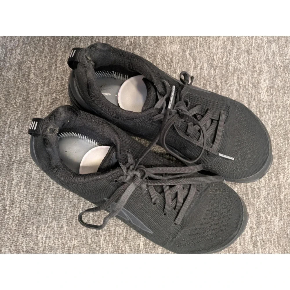 Altra Women's Size 6.5 Paradigm 4.5 Black Running Shoes‎